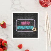 Neon-Jubiläum-Zeichen auf der Mauer Serviette (Beispiel)