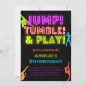 Neon Jump Trumble spielen Geburtstagsgymnastik Einladung (Vorderseite)