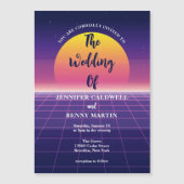 Neon Lila Retro 80er Synthwave Sunset Wedding Magneteinladung (Vorderseite)