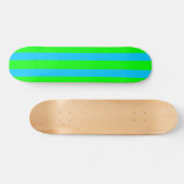 Neon Lime Green und Aquamarin Blue Strip Skateboar Skateboard (Horizontal)
