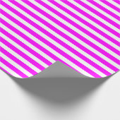 Neon Magenta und White Simple Horizontal Streifen Geschenkpapier (Ecke)