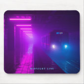 Neon Metro Cyberpunk – Retro Synthwave Vap Mousepad (Vorne)