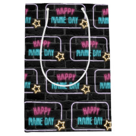 Neon Name Day Sign On Bridge Mittlere Geschenktüte