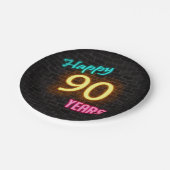 Neon Nummer 90 - Schild an der Backsteinwand Pappteller (Schrägansicht)