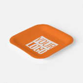 Neon orange - Logo hinzufügen Pappteller (Gewinkelt)