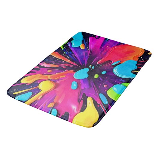 Neon Paint Burst Art Badematte (Schrägansicht)