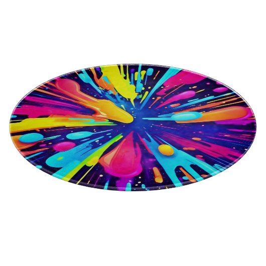 Neon Paint Explosion auf dunkler Leinwand Schneidebrett (Ecke)