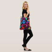 Neon Peace Symbolmuster Tasche (Am Model)