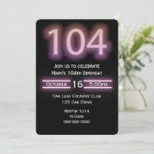 Neon Pink 104. Geburtstagsparty Einladung (Stehend Vorderseite)
