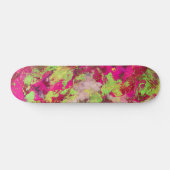 Neon Pink Grüne Grunge-Splatter Skateboard (Horizontal)