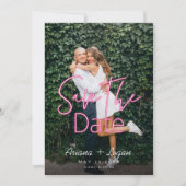 Neon-Pink-Herz und typografisches Foto mit elektri Save The Date (Vorderseite)