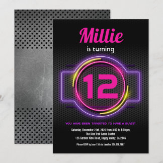 Neon Pink Laser Tag Girl Geburtstagsparty Game On Einladung