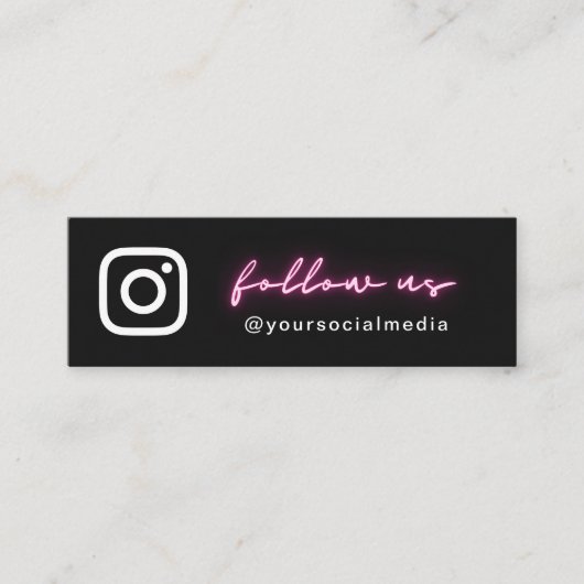Neon Pink Minimal Folgen Sie uns Social Media & QR Mini Visitenkarte (Vorderseite)