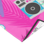 Neon Pink Retro Sunglasses 80s Tropical Statement Tischdecke (Schrägansicht)