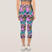 Neon Pink Yellow Floral Blätter Aquarellmuster Capri Leggings (Rückseite)
