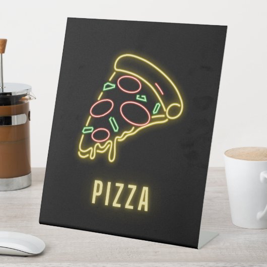 Neon Pizza Slice Sockelschild (In Situ)