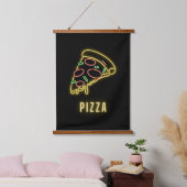 Neon Pizza Slice Wandteppich Mit Holzrahmen (Schlafzimmer)