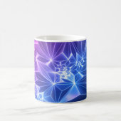 Neon Polygonal: Pink Blue 3D. Kaffeetasse (Mittel)
