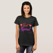 Neon Rainbow Just Married Hearts T-Shirt (Vorne ganz)