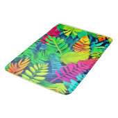 Neon Rainforest Fantasy Badematte (Schrägansicht)