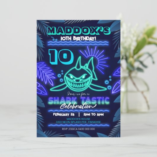 Neon Shark Party Einladung Sharktastic (Stehend Vorderseite)