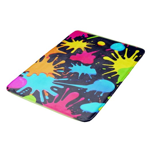 Neon Spritzer Art: Lebendiger Abstrakter Expressio Badematte (Schrägansicht)