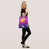 Neon Sunset Landschaft Tasche (Am Model)