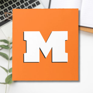 Neon Sunset Orange und White 3D Big Modern Initial Notizblock