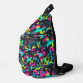 Neon-Tarnmuster Crossbody Bag (Rechte Ecke)