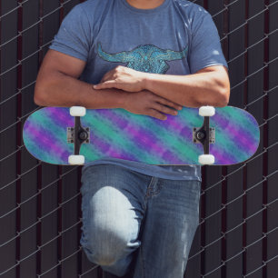 Neon Turquoise & Lila Streifen Skateboard