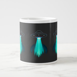 Neon-UFO-Entführung über Kiefernwald Jumbo-Tasse