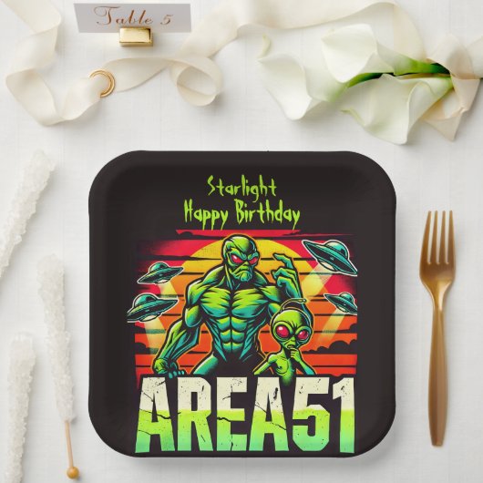 Neon UFOs Hover über Fläche 51 Pappteller (Hochzeit)