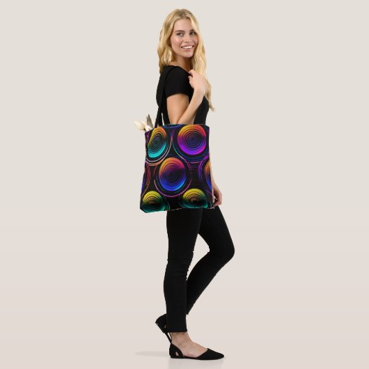 Neon Vibe Radiance Tote Tasche (Am Model)