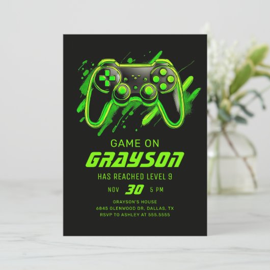 Neon Video Game Gamer Birthday Einladung (Stehend Vorderseite)