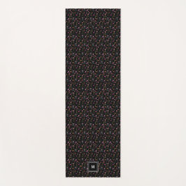 Neon Wildblumen auf schwarz, Mit Monogramm Yogamatte