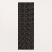 Neon Wildblumen auf schwarz, Mit Monogramm Yogamatte (Rückseite)