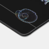 Neonaquarium schwarz mit Clownfischen und Seefisch Schreibtischunterlage (Ecke)