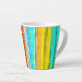 Neonfarben dekorierte Tasse (Rechte Ecke)