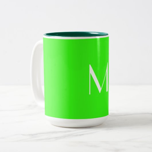 Neongrün - Monogramm hinzufügen Zweifarbige Tasse (Vorderseite Links)