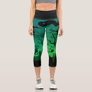 Neongrüner und Spuk Friedhof Halloween Capri Leggings