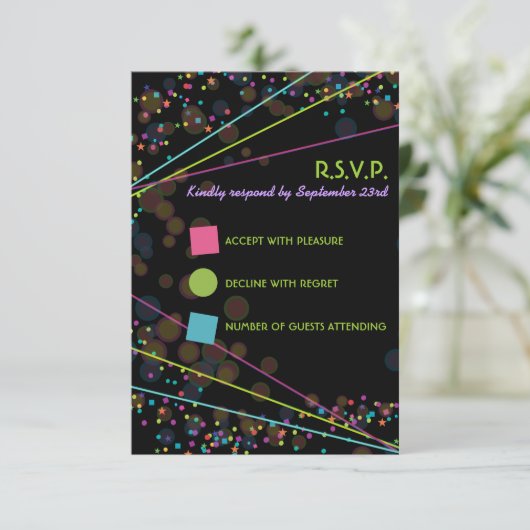 Neonleuchten leuchten in der Dunklen UAWG-Antwortk Einladung (Stehend Vorderseite)