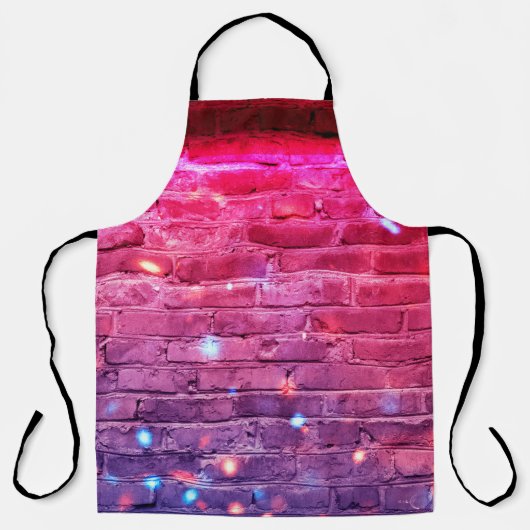 Neonlicht: leere Backsteinwand. Schürze (Vorderseite)