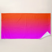 Neonorange und Pink Ombre Schatten-Farbe Strandtuch (Vorderseite)