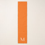 Neonorange Vollfarbe hinzufügen Schal<br><div class="desc">Neonorange solider Farbhintergrund ((ff6600) - Hinzufügen von Monogramm - Blickfang Schal aus Almas Design . Personalisieren Sie es jetzt mit ihrem Monogramm .
_______________ Orange - die Farbe der Sonne - ist oft mit dem Zeichen von Leo assoziiert. Sie können dies in Betracht ziehen,  wenn Sie ein Geschenk wählen.</div>