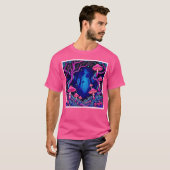 Neonrosa Pilzwald Kunst T-Shirt (Vorne ganz)