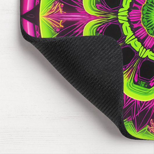 Neonrosa und grünes Kaleidoskop Mousepad (Ecke)