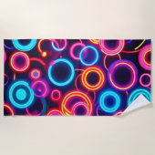 Neonzirkel: Ein lebendiges Visuelles Fest Strandtuch (Vorderseite)