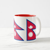 Nepal-Flagge Zweifarbige Tasse (VorderseiteRechts)