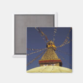 Nepal, Kathmandu. unter Gebetsfahnen, wachsam Magnet (Vorderseite/Rückseite)