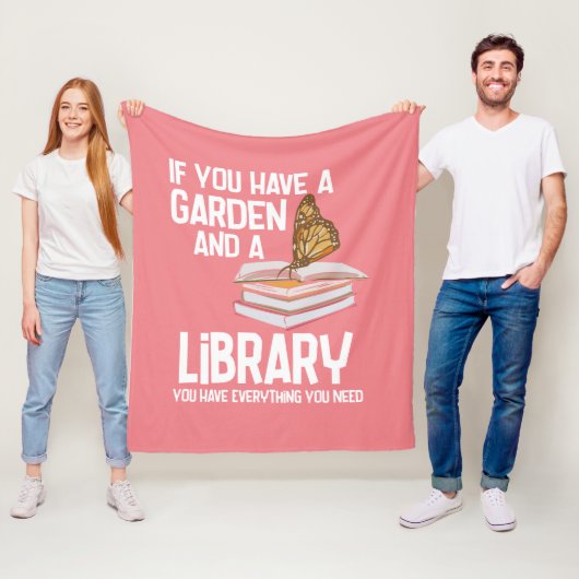 Nerd für Bibliotheken und eine Gartentasche Fleecedecke (Beispiel)